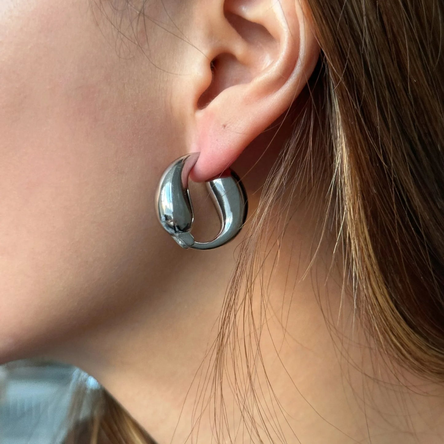 SPLICED HOOP EARRINGS